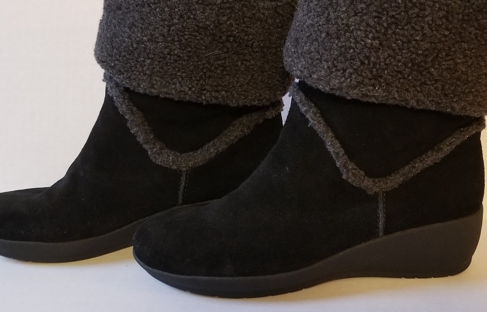 Easy Spirit boot size 7